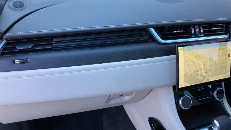 Jaguar F-Pace 2.0 D200 R-Dynamic HSE 5dr Auto AWD Diesel Estate